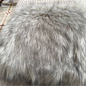 West Elm Faux Fur Brushed Tips Throw 47X60 Platinun